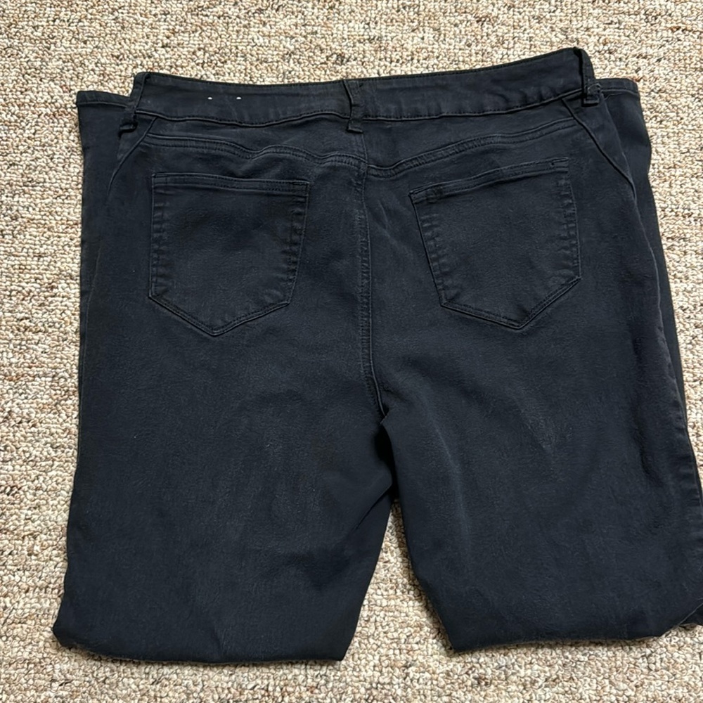 Chicos black jeggings (size 1.5) - Picture 3 of 5